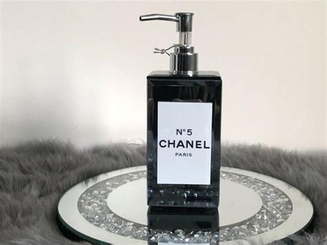 porte savon chanel|Chanel bathroom soaps.